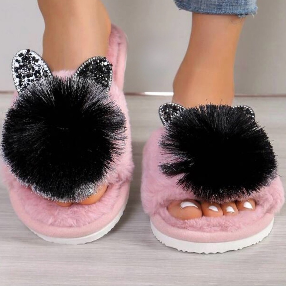 Pom-Pom cat slippers slides slip-on shoes 7 7.5 7 1/2 38 39 pink black Fuzzy Ear
